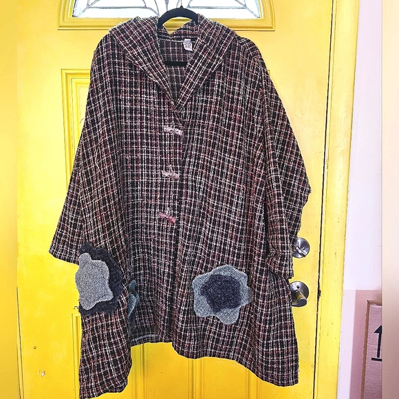 LUCY'S DESIGN BOUCLE COTTON  HOODIE OS - Picture 4 of 4